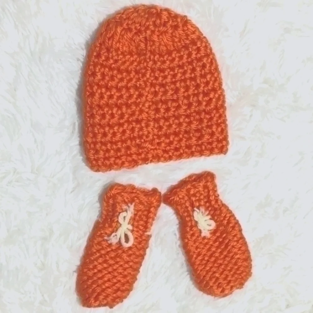 Hand Crocheted Beanie & Bow Mittens-3-6 Months
